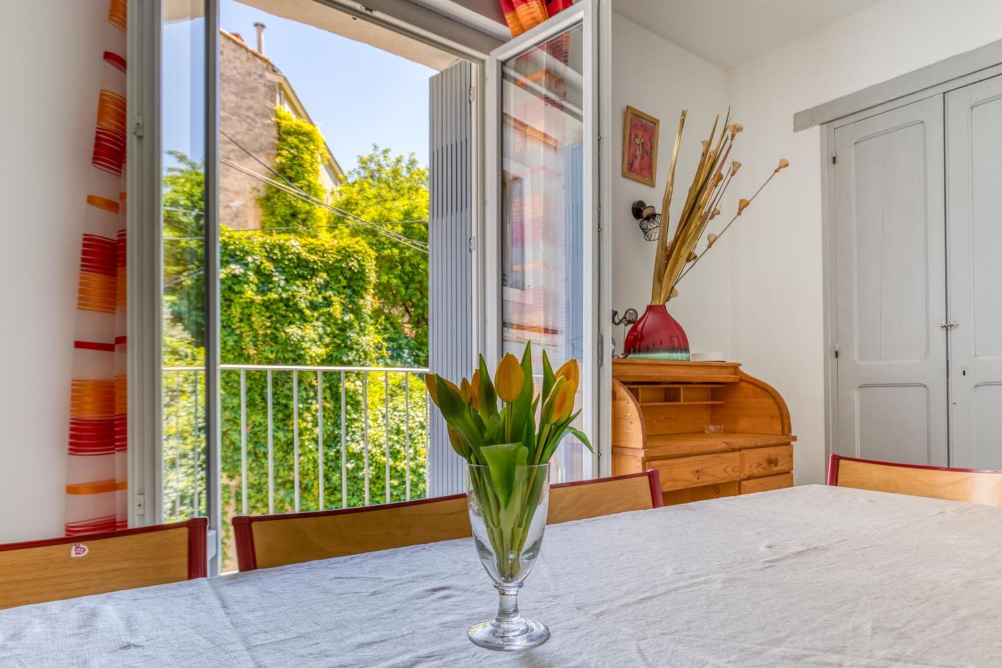 Сasa de vacaciones La Vintage, Maison 150 M2 Au Coeur De Montpellier
